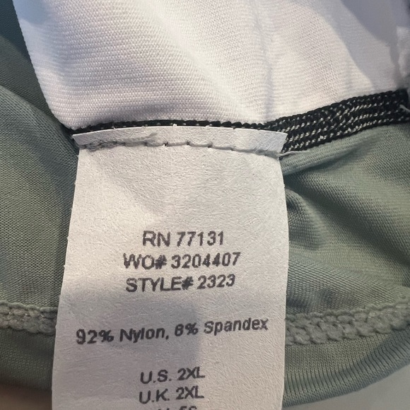 New O’Neill Youth XXL Short Sleeved Mock Neck Surfing Shirt Swim Rash Guard 50+ - Picture 7 of 7